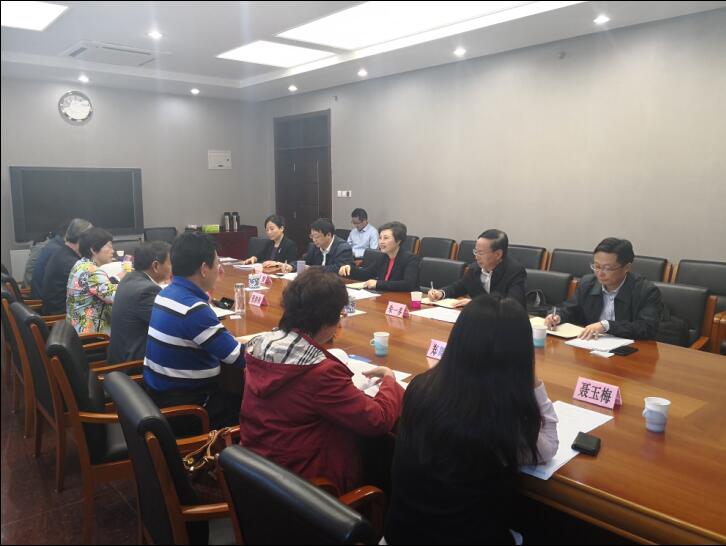 C:\Documents and Settings\Administrator\桌面\会见图片2.jpg C:\Documents and Settings\Administrator\桌面\会见图片2.jpg